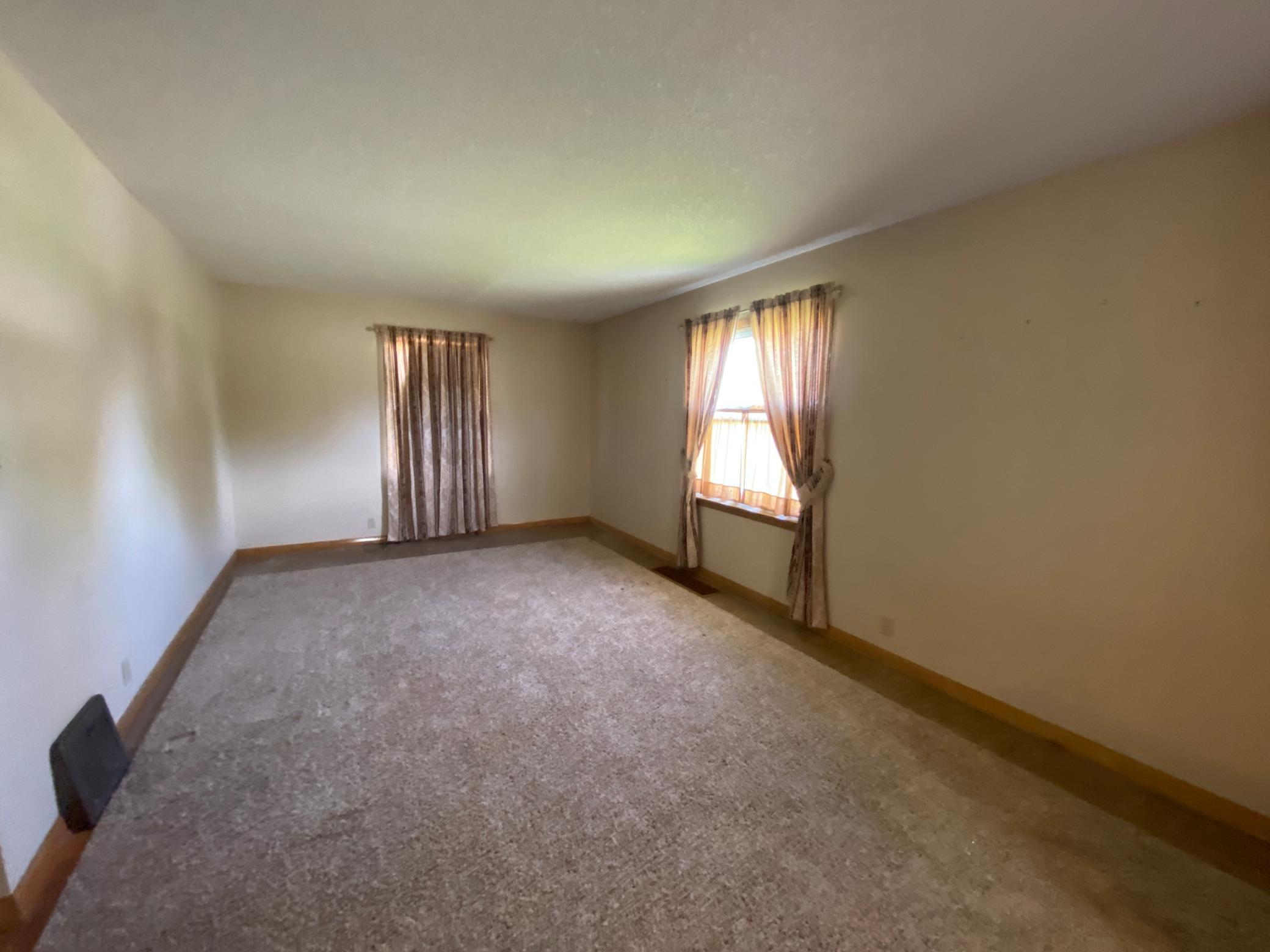 2021 Tower Road Albert Lea, MN 56007 - Photo 5 of 50
