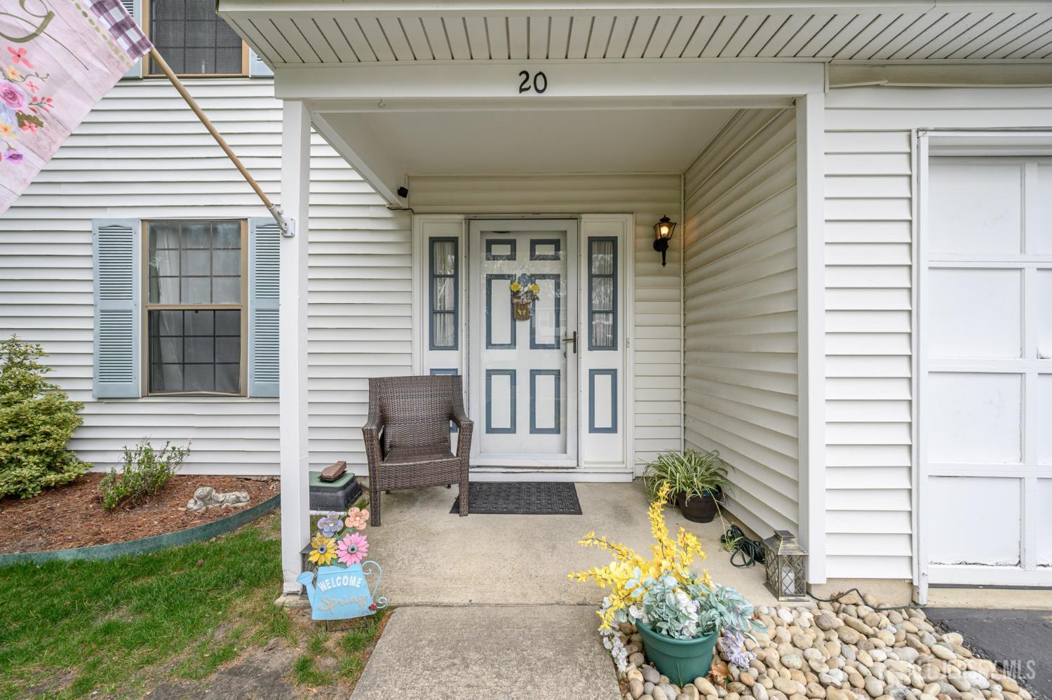 20 Snowdrift Lane Howell, NJ 07731 - Photo 2 of 35