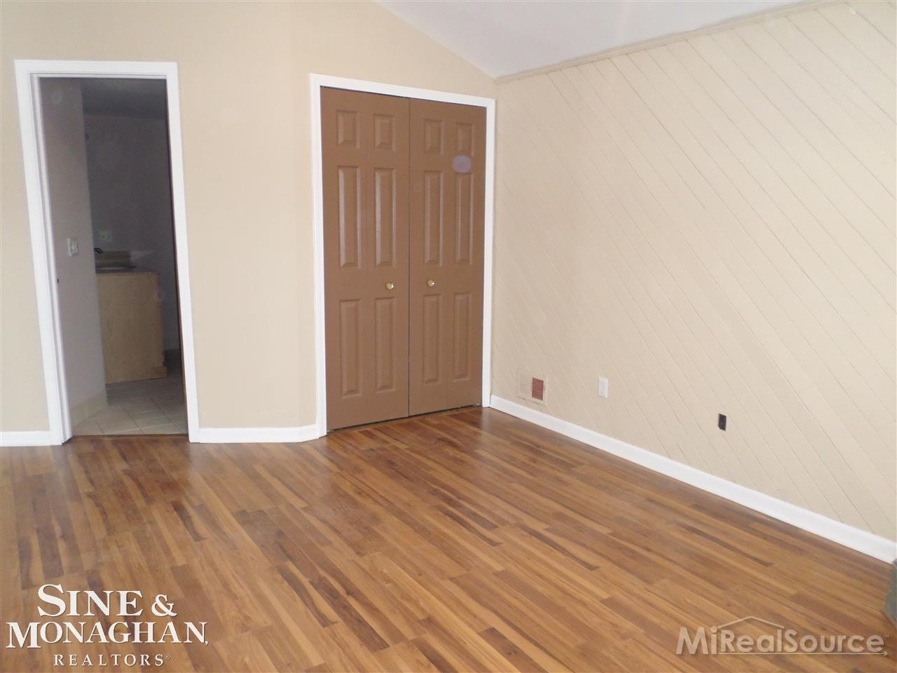 6213 Pointe Tremble Road Algonac, MI 48001 - Photo 15 of 22