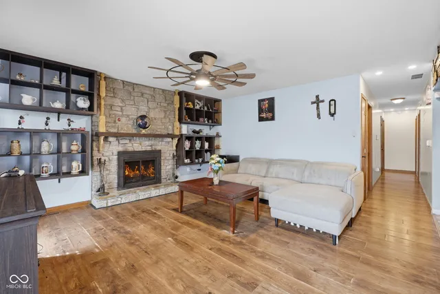 $250,000 | 730 East Washington Street, Greensburg, IN 47240