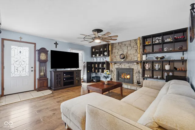 $250,000 | 730 East Washington Street, Greensburg, IN 47240