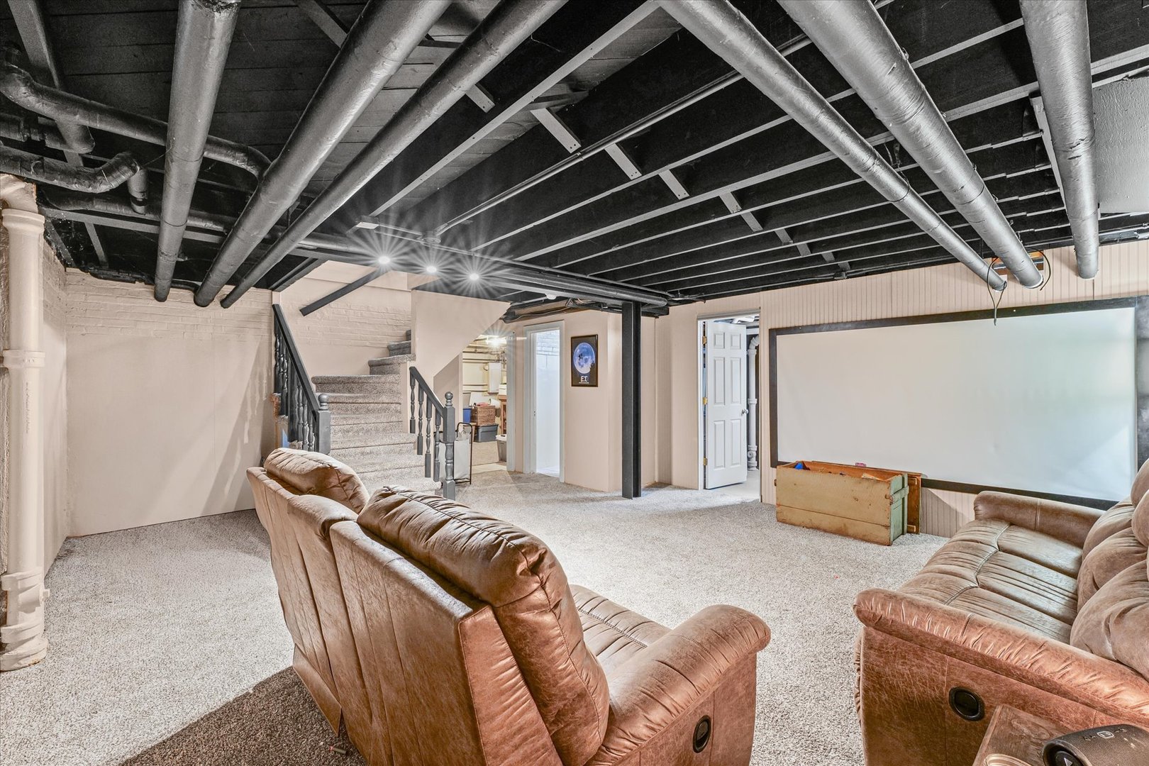 824 Arends Boulevard Rantoul, IL 61866 - Photo 29 of 38 a living room with furniture