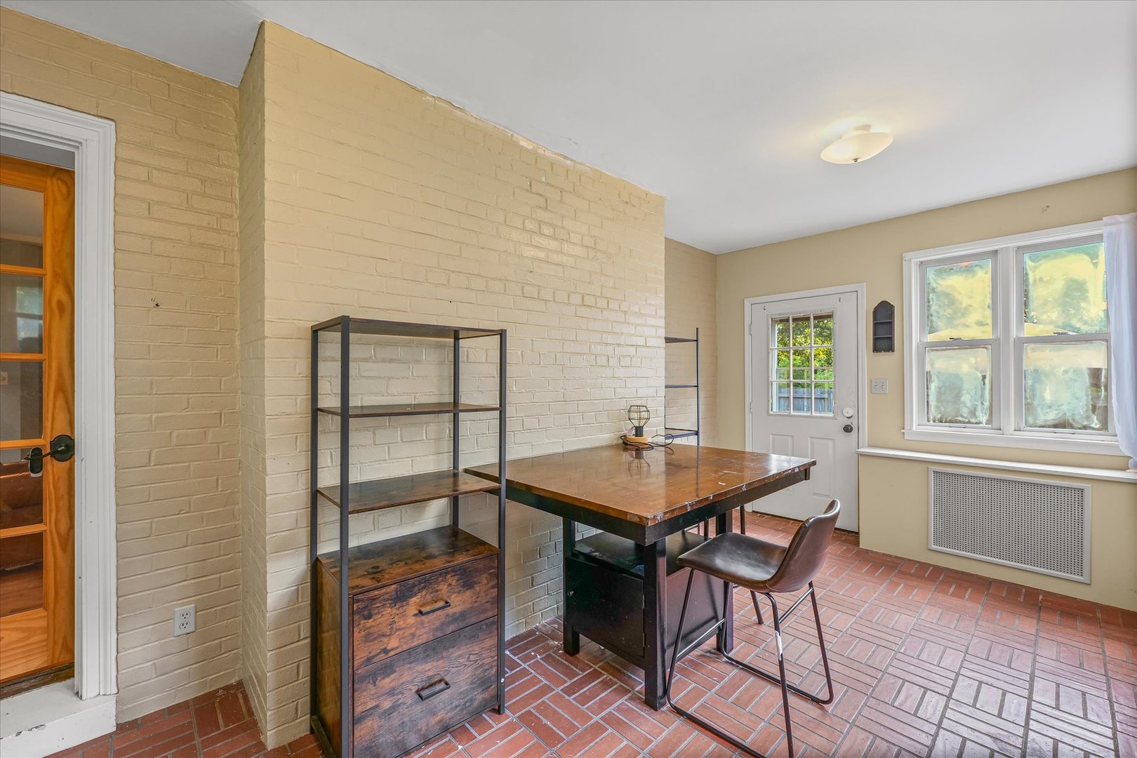 824 Arends Boulevard Rantoul, IL 61866 - Photo 10 of 38 a dining room with furniture and window