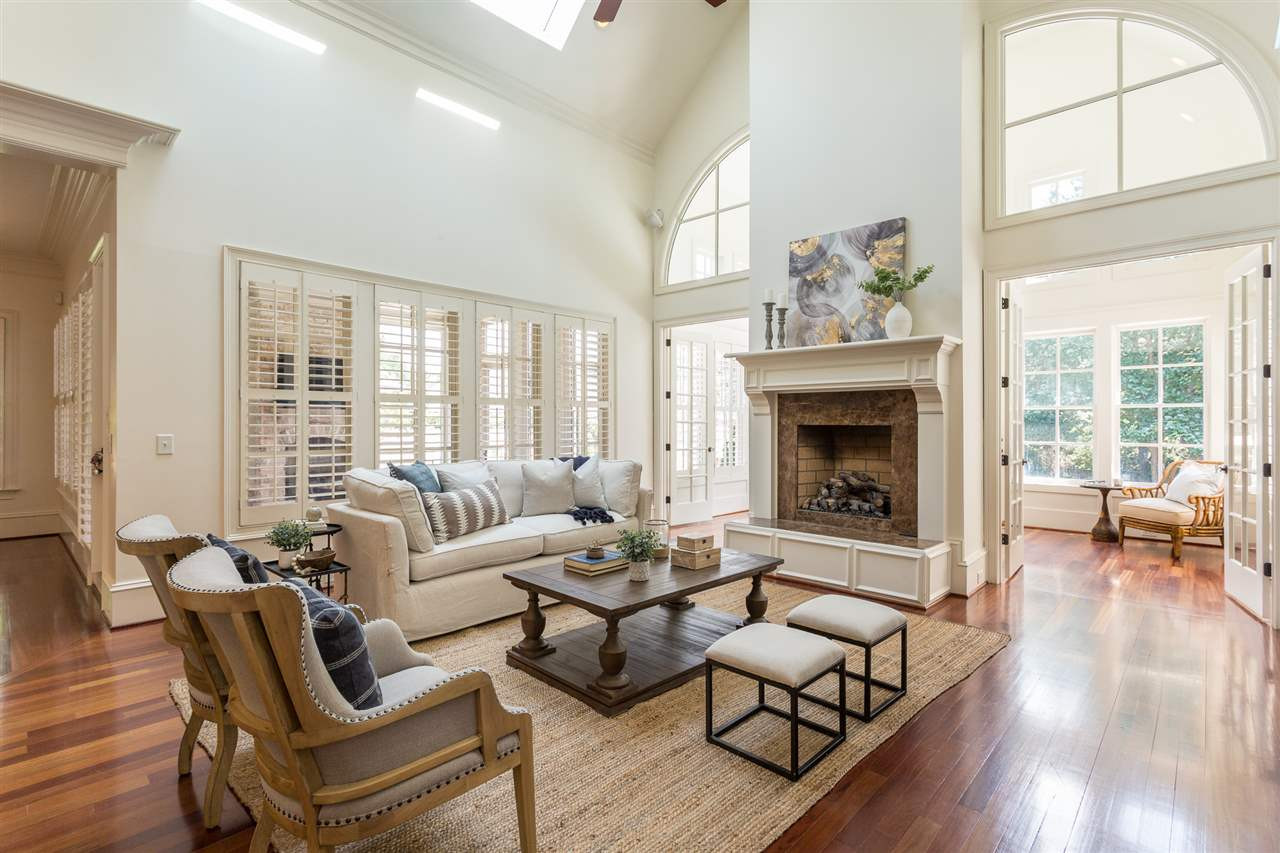 111 Lake Boone Trail Raleigh, NC 27608 - Photo 13 of 30 Family Room