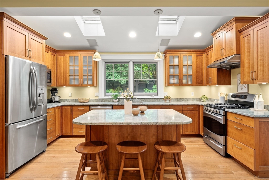9 Bonad Road Arlington, MA 02476 - Photo 6 of 38