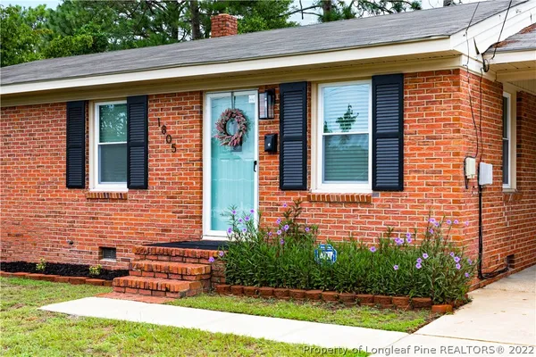 $2,400 | 1805 Wayne Lane, Fayetteville, NC 28304