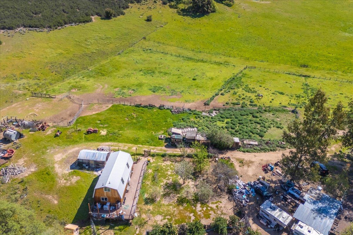 42001 East Carmel Valley Road Greenfield, CA 93927 - Photo 3 of 10