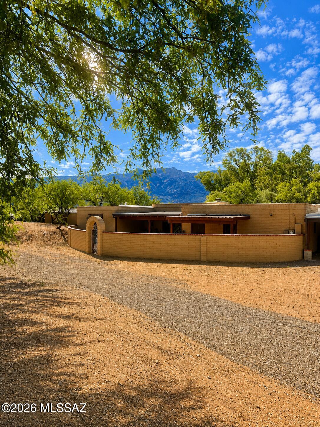 16290 North Chapulin Way Tucson, AZ 85739 - Photo 2 of 16