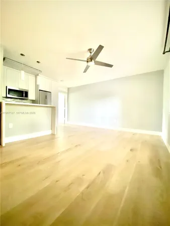 $2,000 | 6330 Southwest 79th Street, Unit 18, South Miami, FL 33143