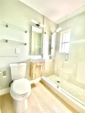 $2,000 | 6330 Southwest 79th Street, Unit 18, South Miami, FL 33143