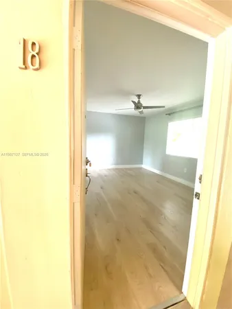 $2,000 | 6330 Southwest 79th Street, Unit 18, South Miami, FL 33143