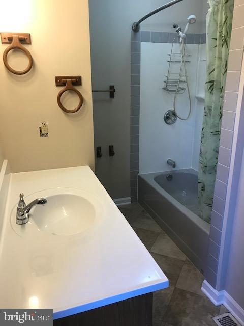 306 Warwick Road Magnolia, NJ 08049 - Photo 14 of 19