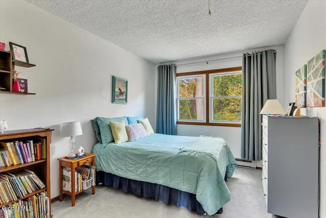 $279,900 | 544 Townwood Drive, Guilderland, NY 12203