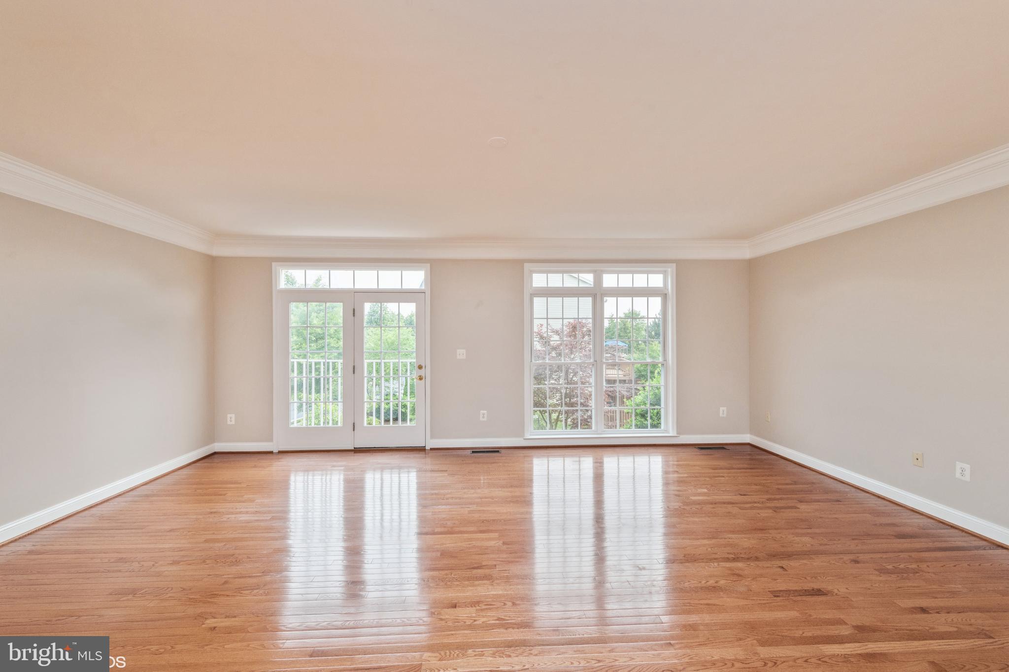 25840 Commons Square Chantilly, VA 20152 - Photo 14 of 32