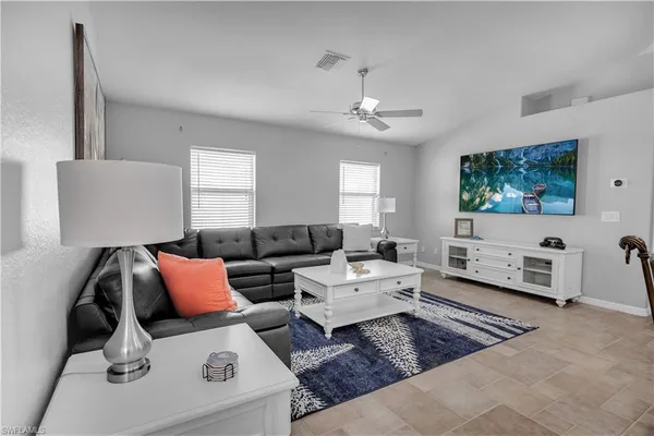 $10,000 | 3142 Southeast 22nd Place, Cape Coral, FL 33904