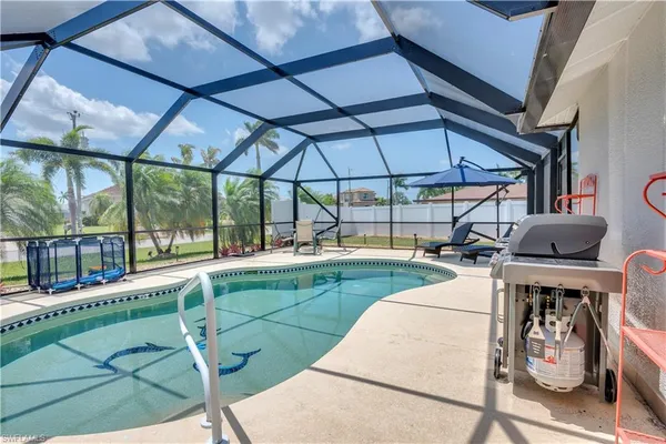 $10,000 | 3142 Southeast 22nd Place, Cape Coral, FL 33904