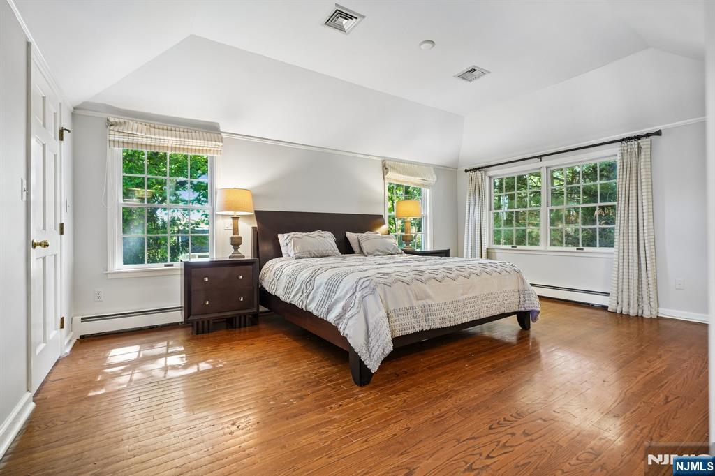 173 Highland Avenue Ridgewood, NJ 07450 - Photo 27 of 43