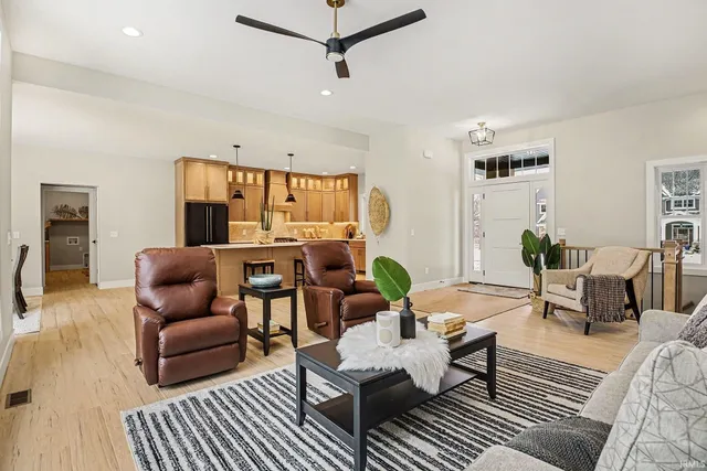 $679,000 | 19332 Sweetbriar Court, Bristol, IN 46507