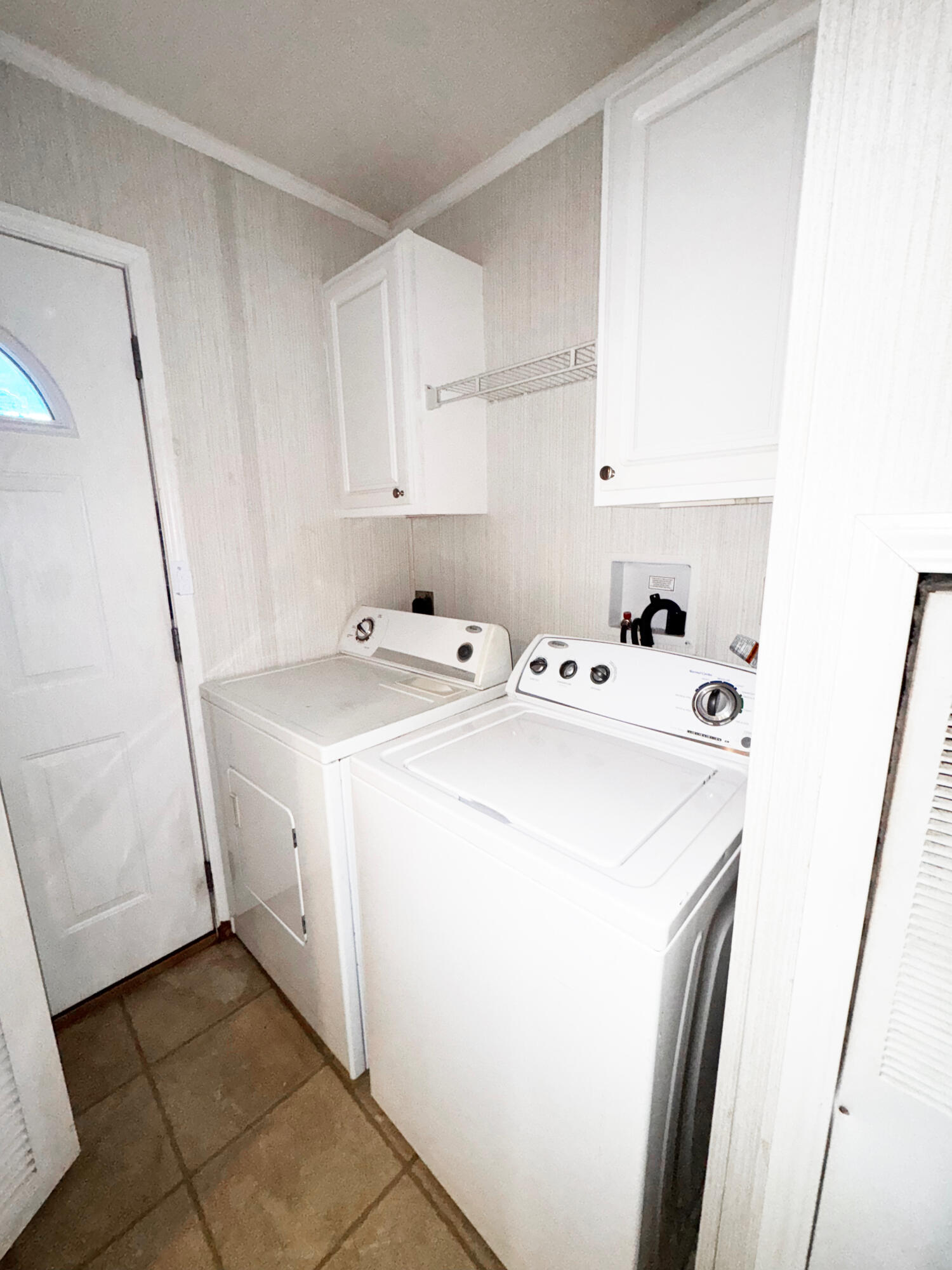 785 Lone Star Road Cameron, SC 29030 - Photo 13 of 19 Laundry