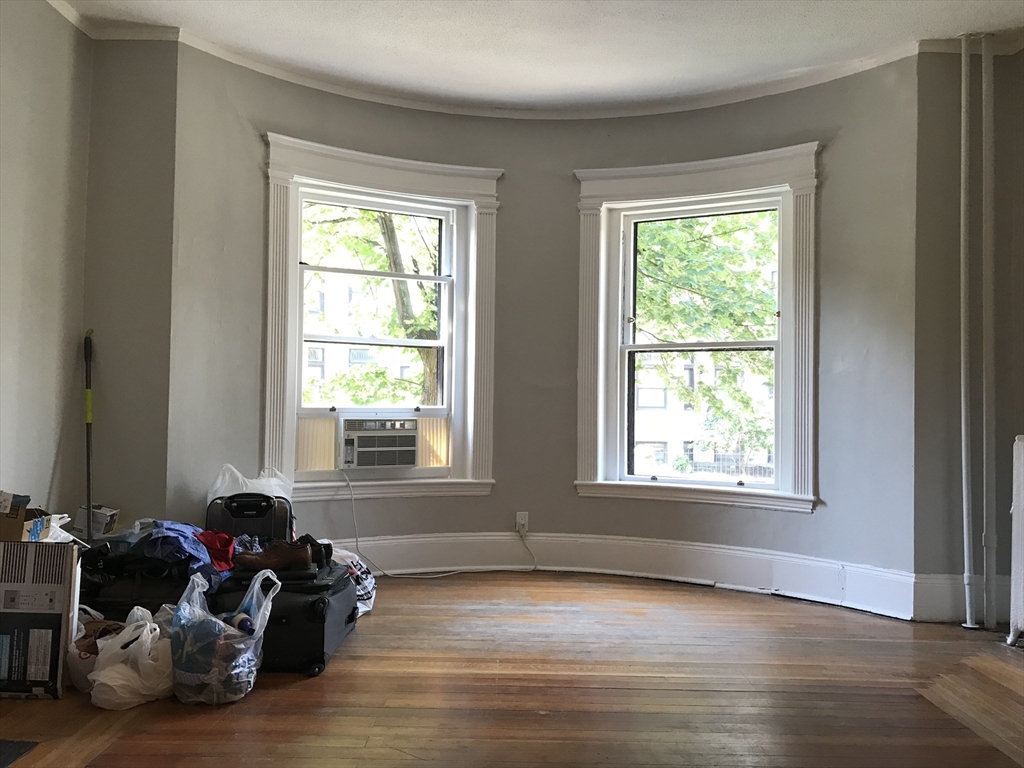 24 Peterborough Street, Unit 3 Boston, MA 02215 - Photo 4 of 14