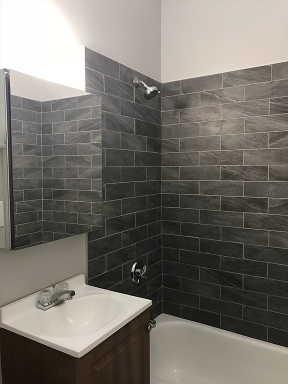 24 Peterborough Street, Unit 3 Boston, MA 02215 - Photo 9 of 14