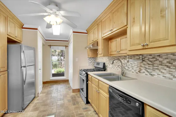 $439,000 | 10242 Webb Lane, Biloxi, MS 39532