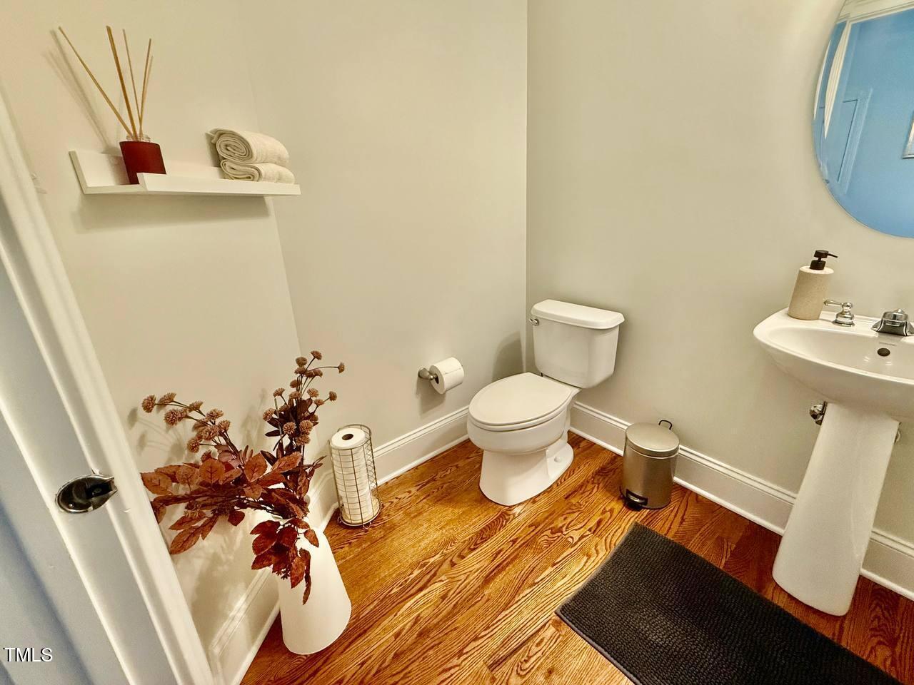 9409 Collingdale Way Raleigh, NC 27617 - Photo 35 of 76 photo_26_2025-06-04_01-10-57