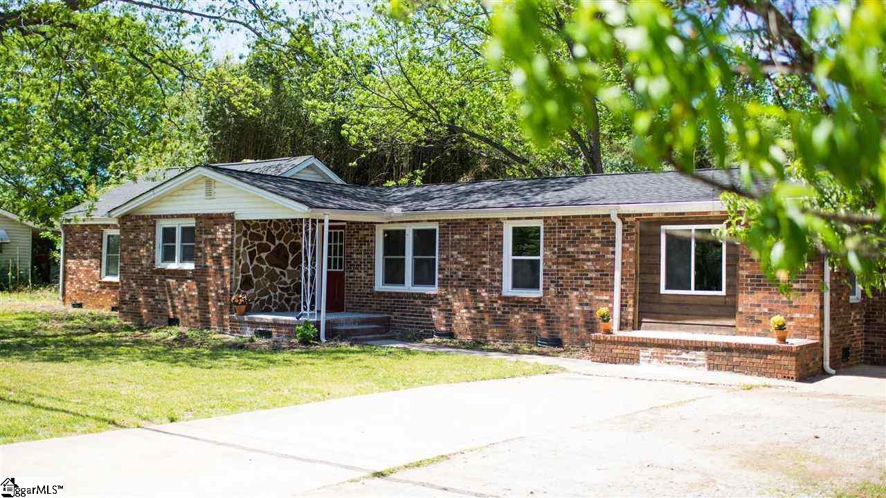 711 Garlington Road Greenville, SC 29615 - Photo 1 of 17