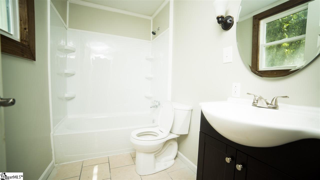711 Garlington Road Greenville, SC 29615 - Photo 14 of 17