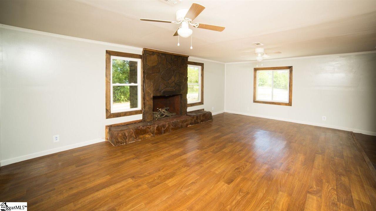 711 Garlington Road Greenville, SC 29615 - Photo 9 of 17
