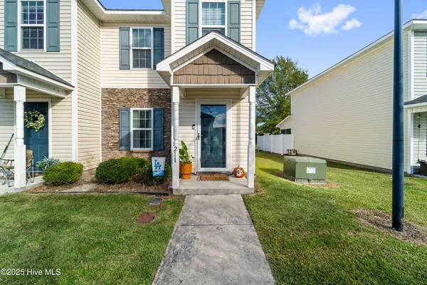 $200,000 | 211 Glen Cannon Drive, Jacksonville, NC 28546