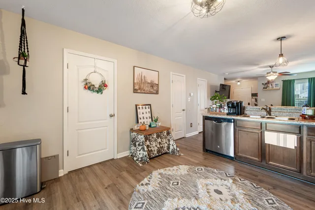 $195,000 | 211 Glen Cannon Drive, Jacksonville, NC 28546