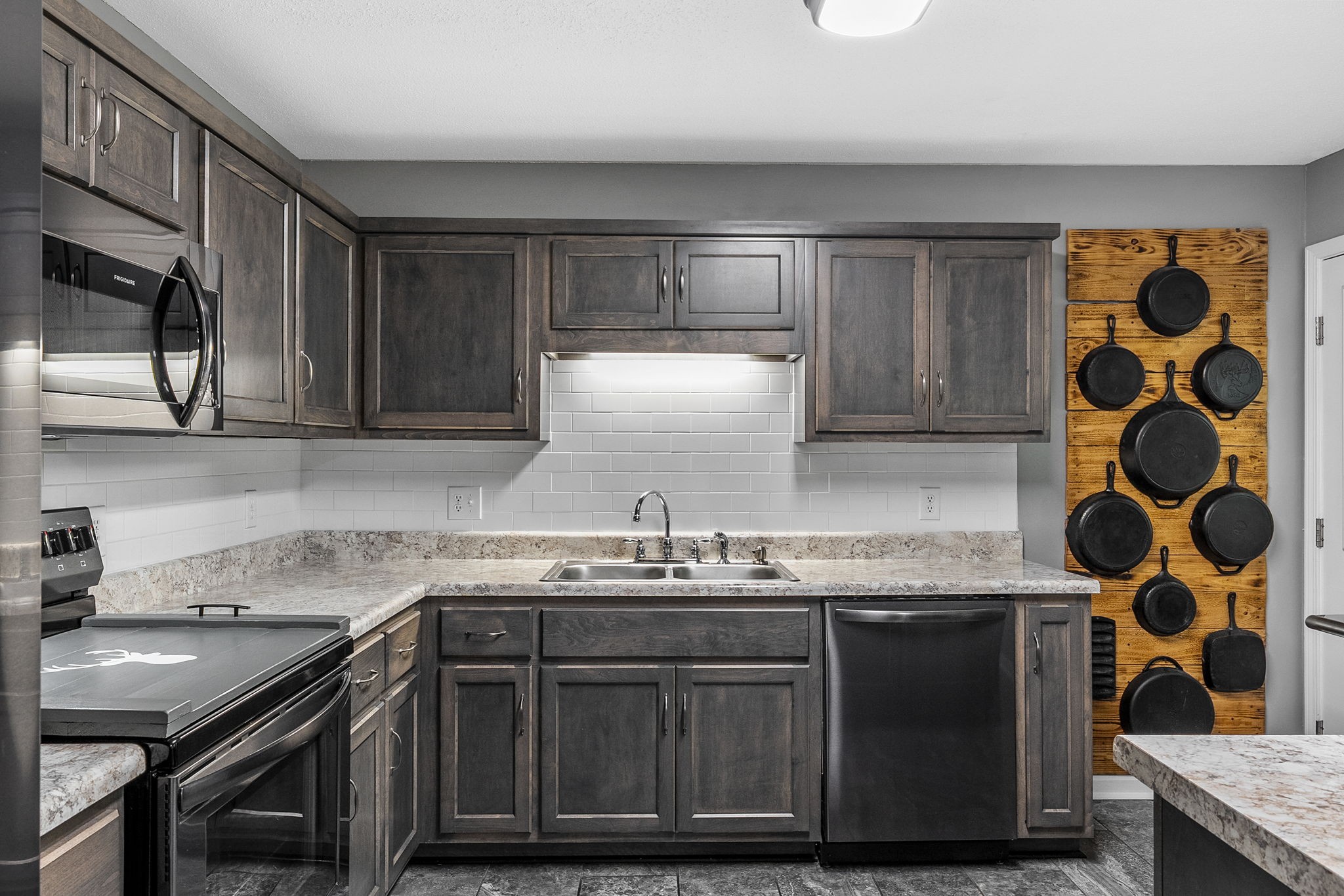 4057 Sawmill Road Woodlawn, TN 37191 - Photo 17 of 47 Gallery Image 17