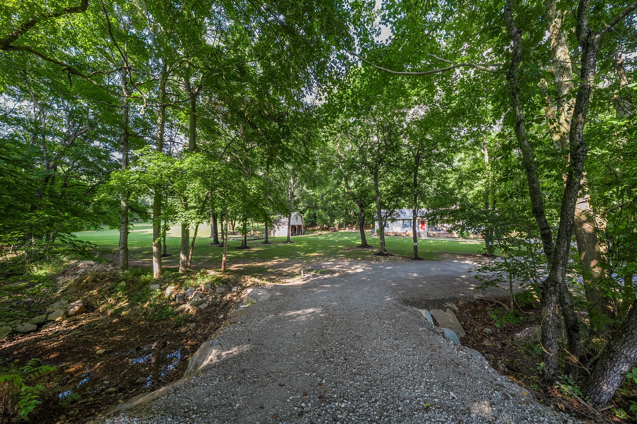 4057 Sawmill Road Woodlawn, TN 37191 - Photo 5 of 47 Gallery Image 5