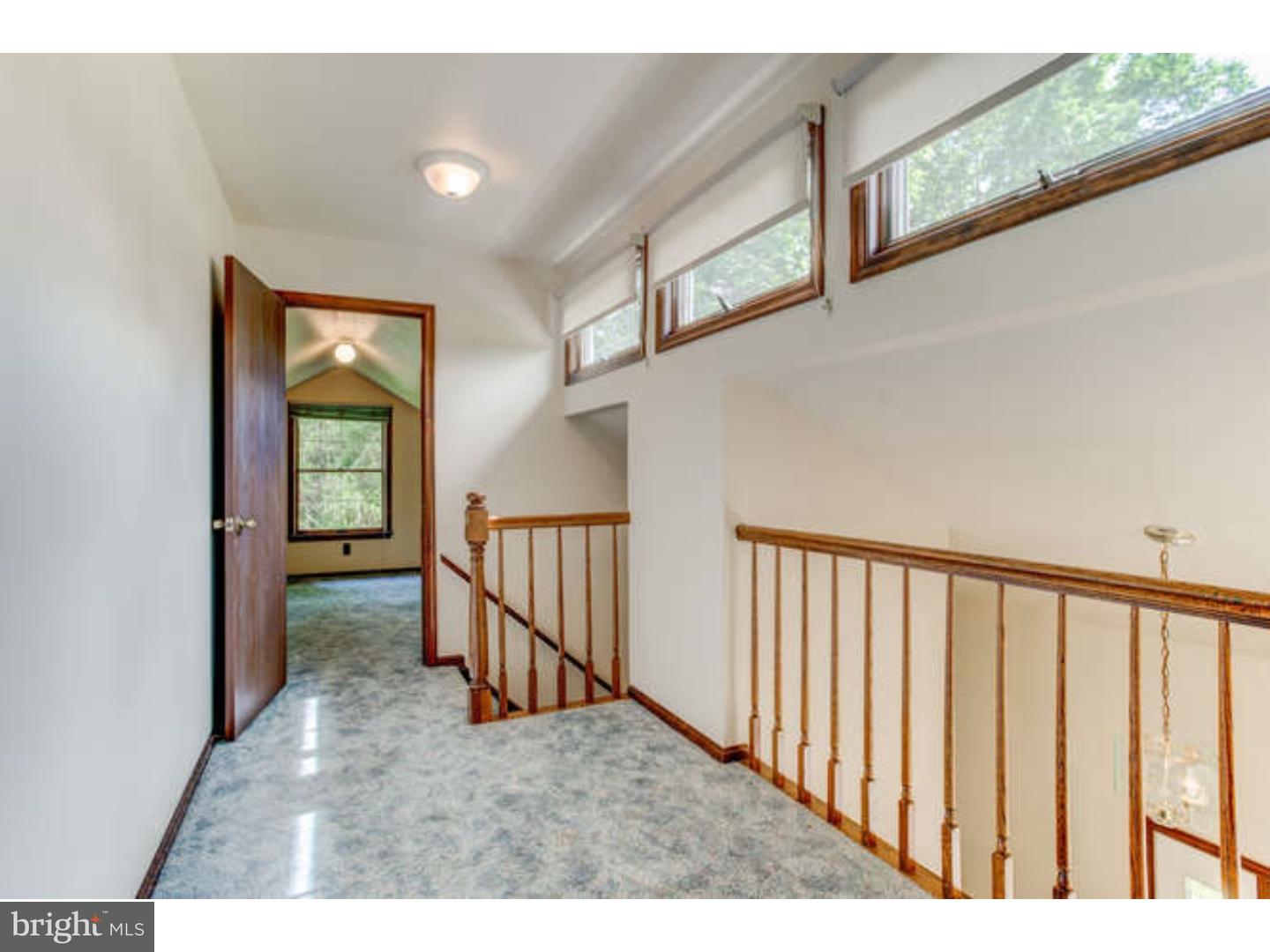 69 Paulson Road Wrightstown, NJ 08562 - Photo 14 of 25 Hallway