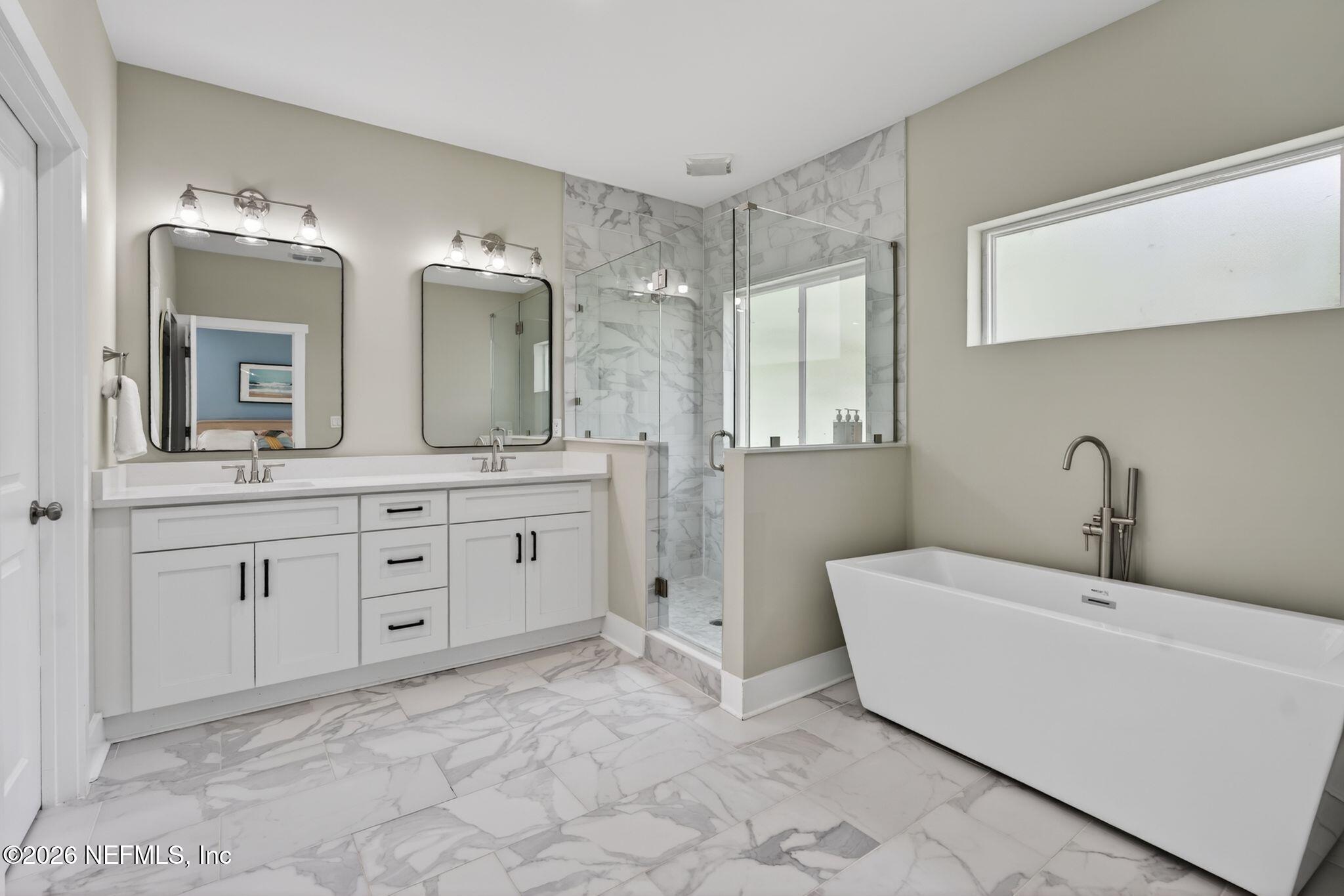 502 Twenty-First Street St. Augustine, FL 32084 - Photo 4 of 85 Tub
