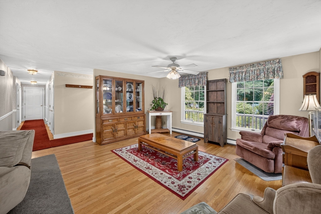 442 Flint Street Barnstable, MA 02648 - Photo 14 of 41