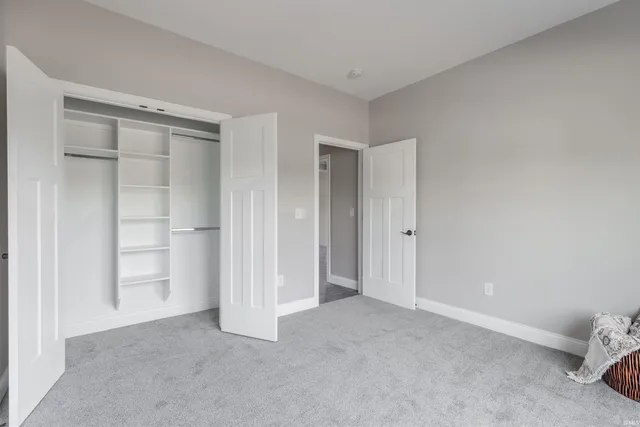 $494,900 | 1033 Triple Crown Place, Evansville, IN 47725