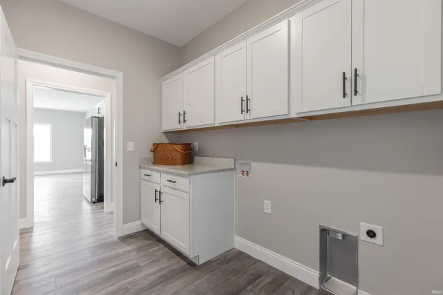 $494,900 | 1033 Triple Crown Place, Evansville, IN 47725