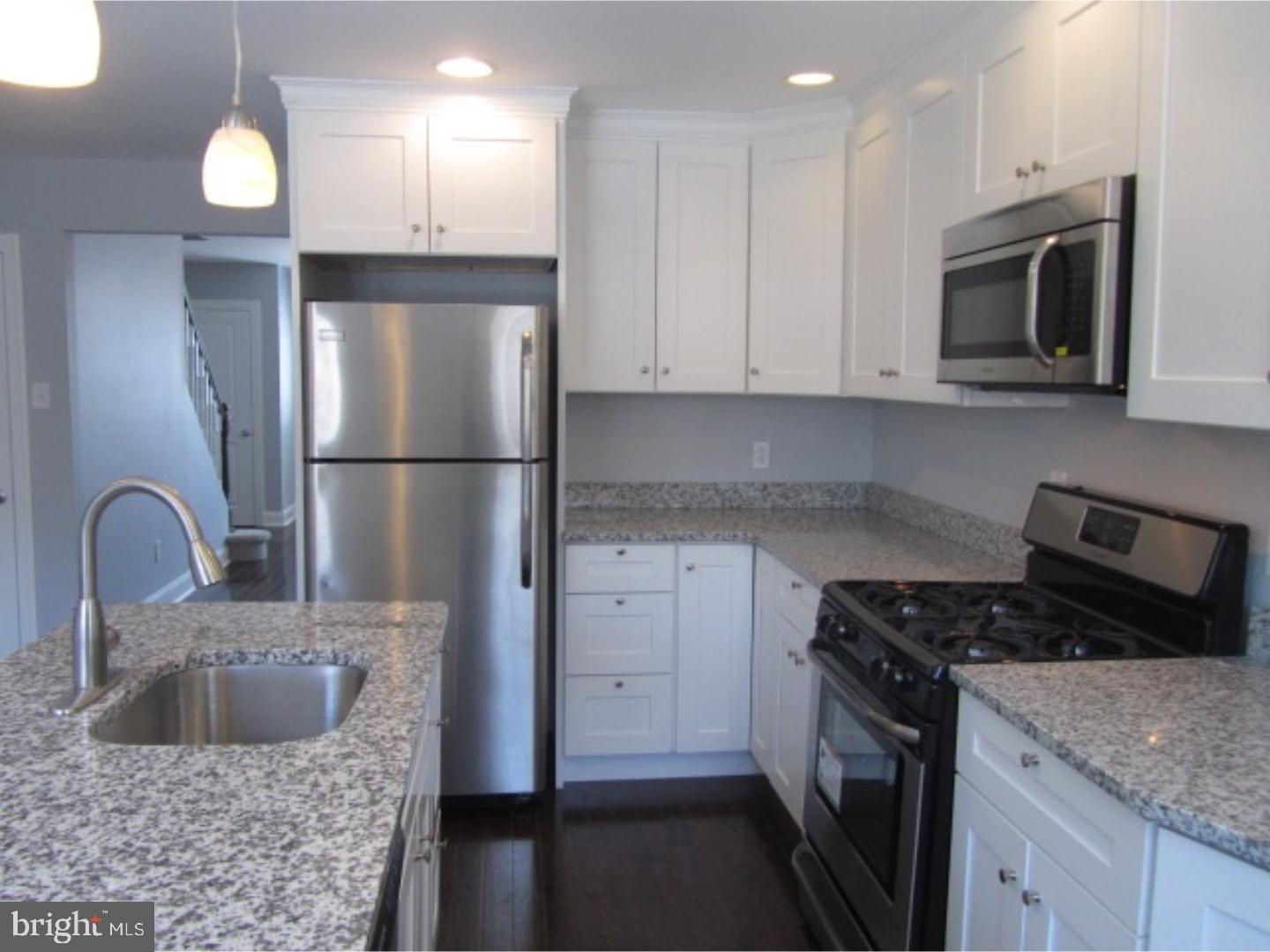318 Ripka Street, Unit A Philadelphia, PA 19128 - Photo 4 of 20