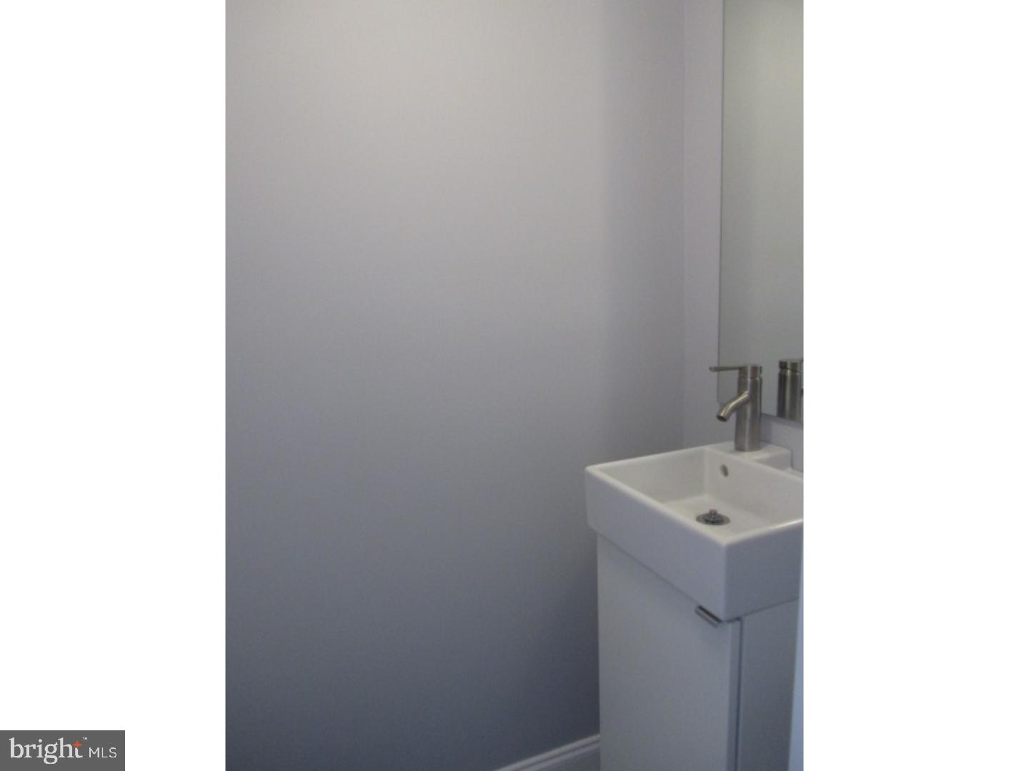318 Ripka Street, Unit A Philadelphia, PA 19128 - Photo 9 of 20