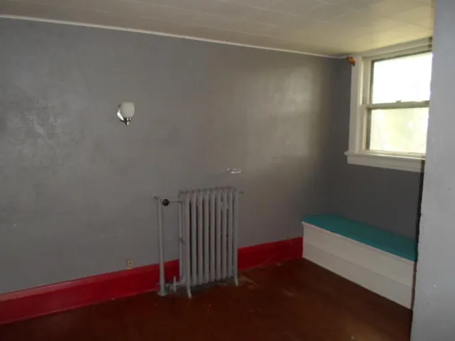 $135,000 | 140 West Main Street, Lewiston, MN 55952