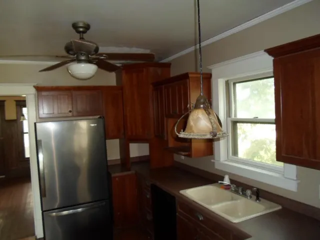 $135,000 | 140 West Main Street, Lewiston, MN 55952