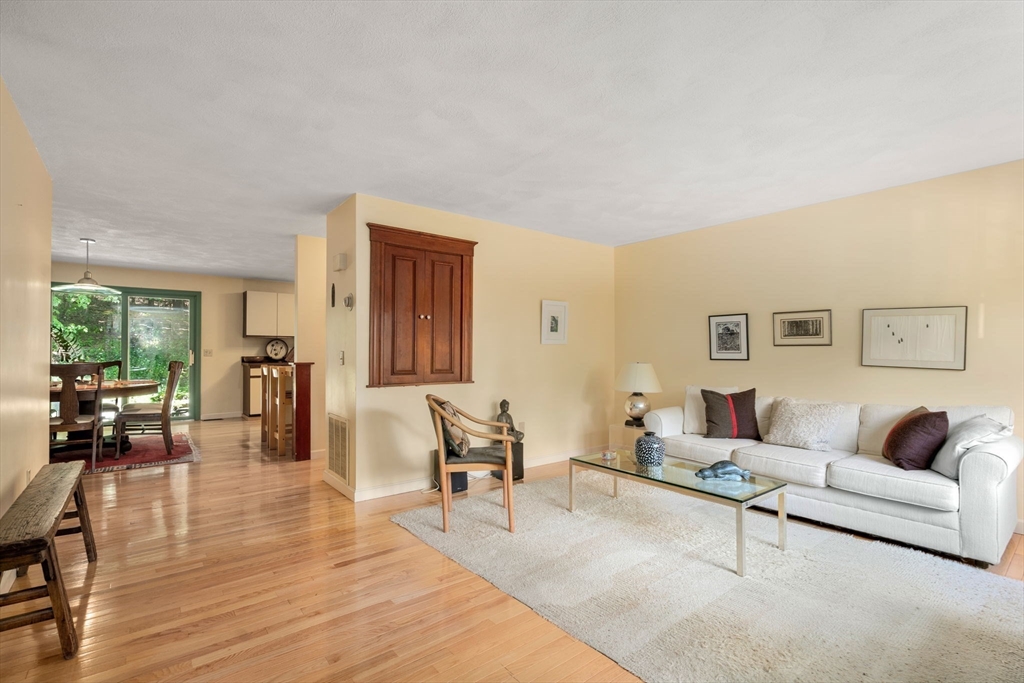 10 Apple Ridge Road, Unit 4 Maynard, MA 01754 - Photo 4 of 27 a living room with furniture and a couch