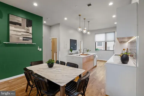$525,000 | 1720 Folsom Street, Unit B, Philadelphia, PA 19130