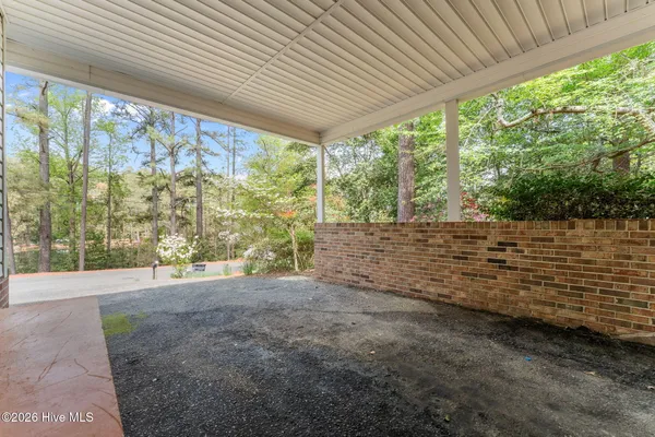 $2,300 | 1055 Inverness Road, Southern Pines, NC 28387