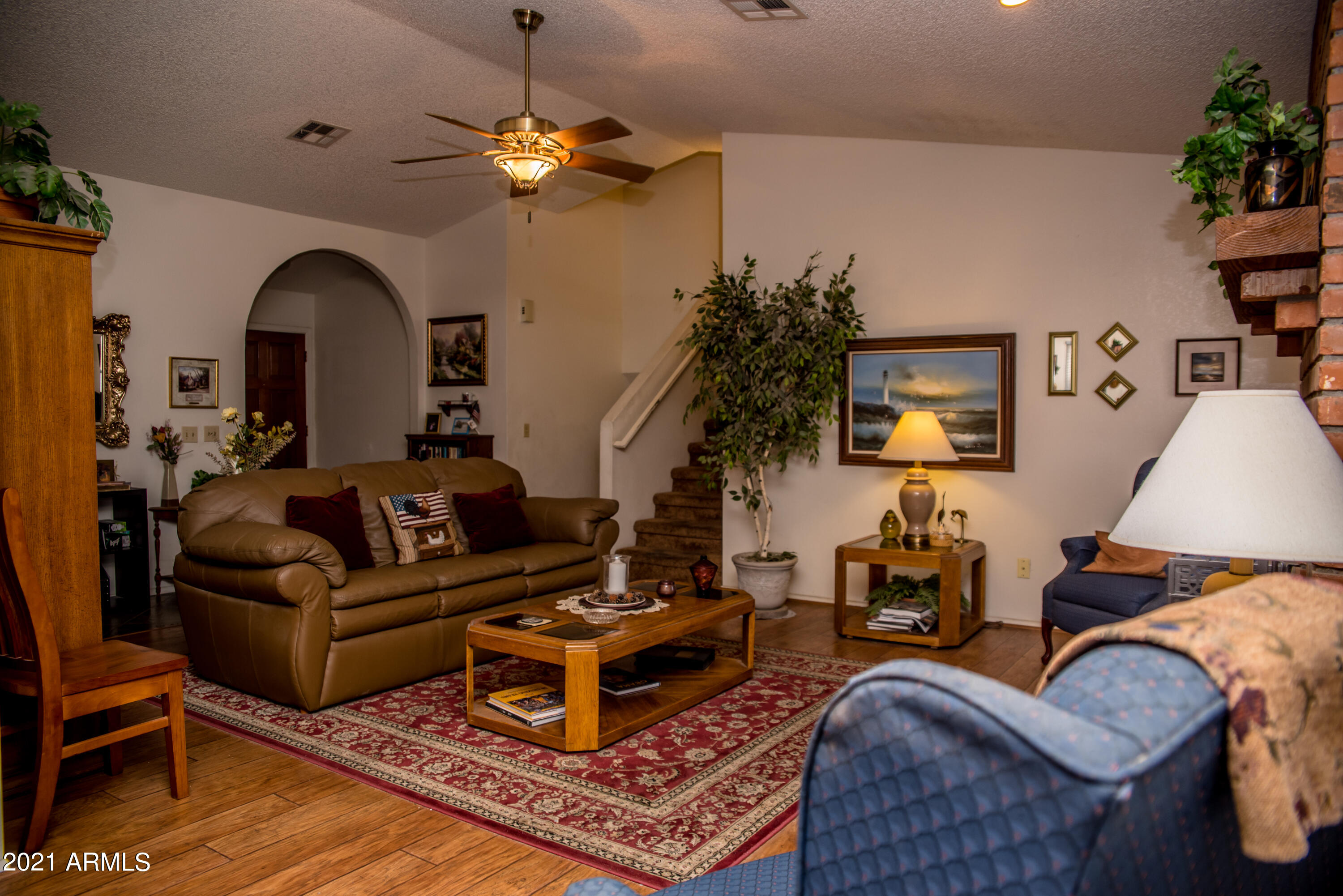 714 South Riata Street Gilbert, AZ 85296 - Photo 8 of 40 Living Room
