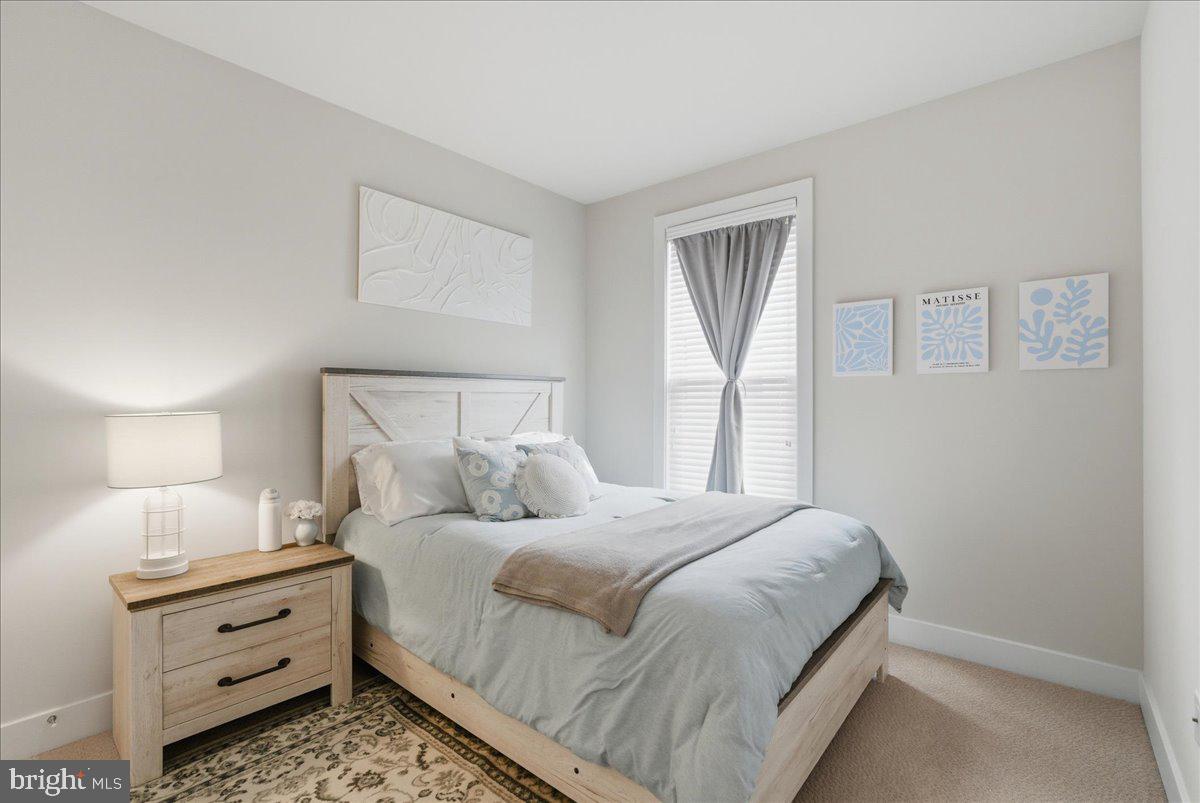 2315 Liberty Loop Herndon, VA 20171 - Photo 19 of 39 3rd bedroom on 3rd floor