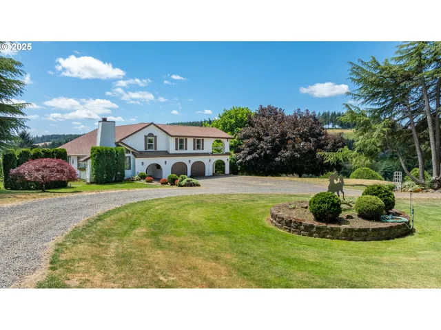 $1,100,000 | 17120 Northeast Fairview Drive, Dundee, OR 97115