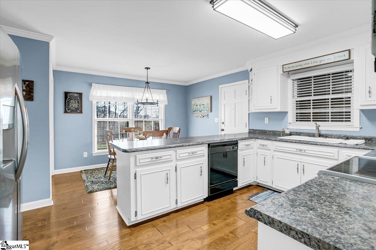 102 Del Riso Circle Easley, SC 29642 - Photo 10 of 39